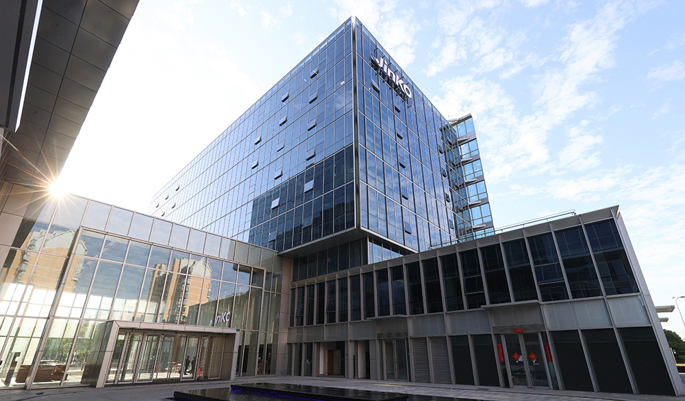 亿百(集团)体育科技全球运营<span>(总部)</span>